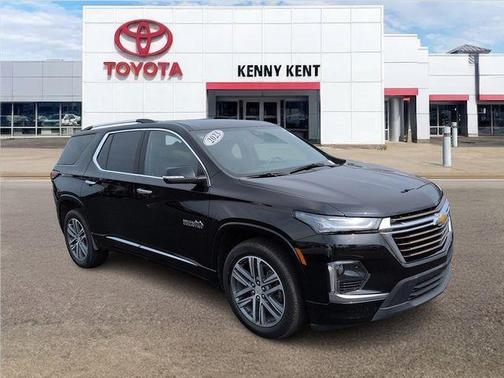 Mosaic Black Metallic 2023 Chevrolet Traverse High Country