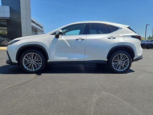 Eminent White Pearl 2023 Lexus NX 350h Luxury