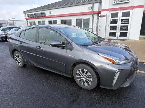 2019 Toyota Prius XLE