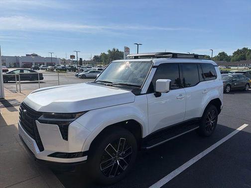 Eminent White Pearl 2025 Lexus GX 550 Premium+