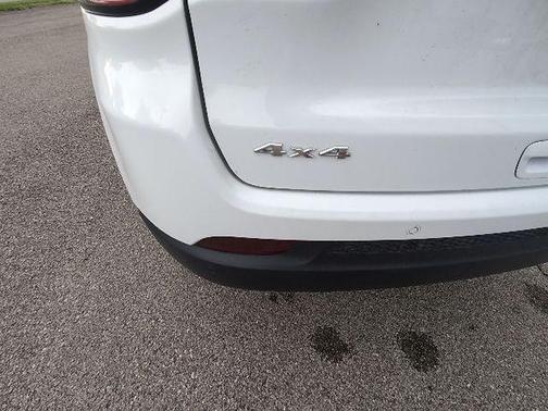 Bright White Clearcoat 2025 Jeep Compass Limited