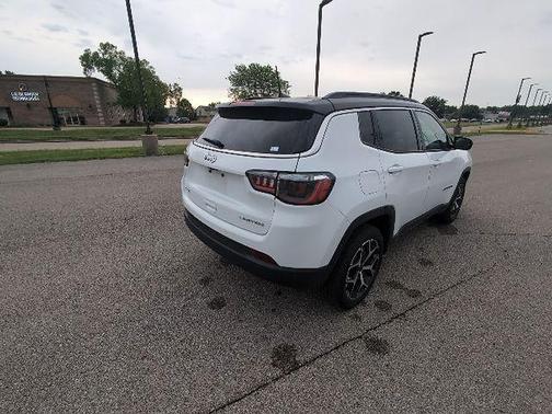 Bright White Clearcoat 2025 Jeep Compass Limited