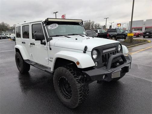 2016 Jeep Wrangler Unlimited Sahara