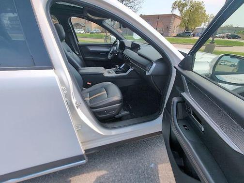 Rhodium White Premium 2024 Mazda CX-90 3.3 Turbo S