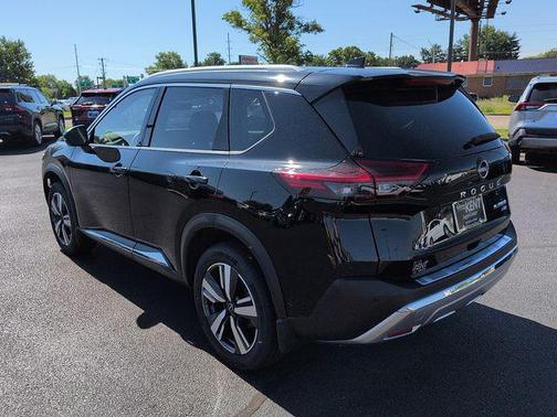 Super Black 2023 Nissan Rogue Platinum