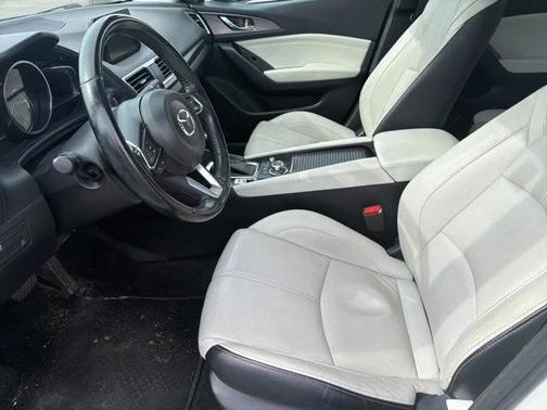 2018 Mazda Mazda3 Grand Touring