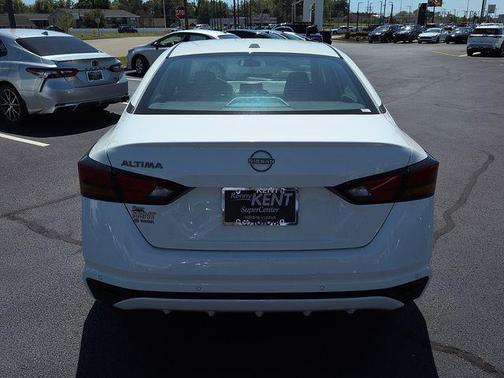 Glacier White 2025 Nissan Altima 2.5 SV