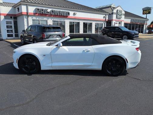 Summit White 2016 Chevrolet Camaro 2LT