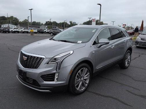 Argent Silver Metallic 2025 Cadillac XT5 Premium Luxury