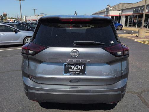 Gun Metallic 2025 Nissan Rogue SV