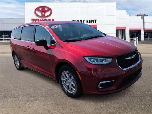 2025 Chrysler Pacifica L