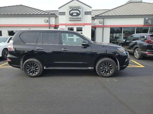 Black 2023 Lexus GX 460 Premium