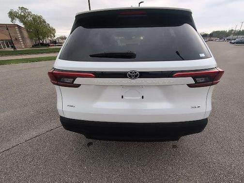 Wind Chill Pearl 2024 Toyota Grand Highlander XLE