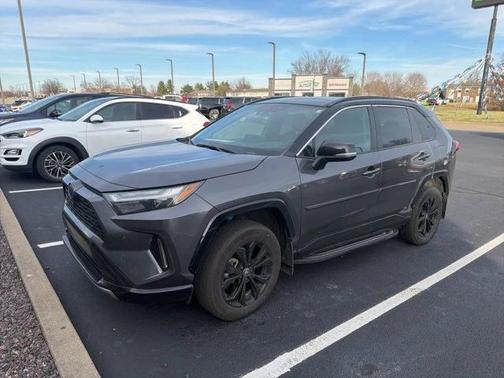 2023 Toyota RAV4 Hybrid SE