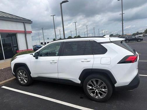 Super White 2019 Toyota RAV4 XLE Premium