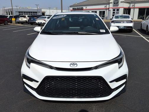 Ice Cap 2024 Toyota Corolla XSE