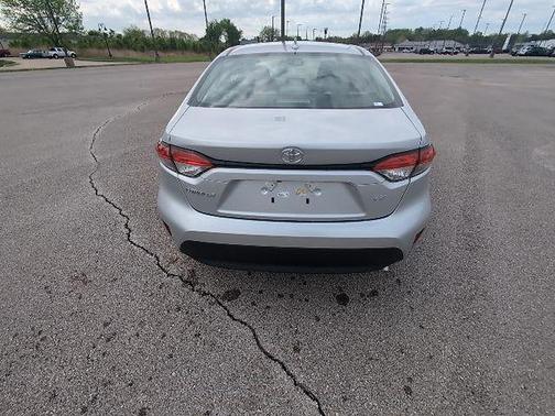Classic Silver Metallic 2026 Toyota Corolla LE