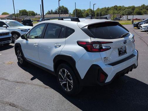 Crystal White Pearl 2025 Subaru Crosstrek Premium