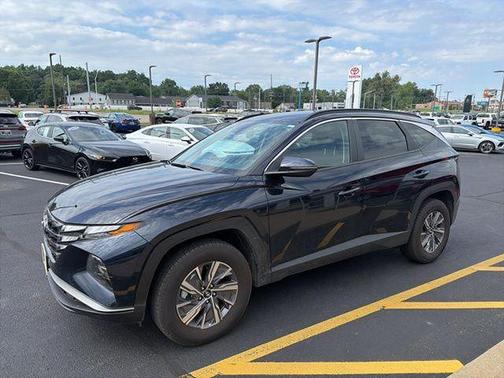 Deep Sea 2023 Hyundai TUCSON Hybrid Blue