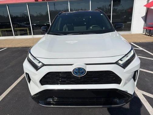 2024 Toyota RAV4 Hybrid SE
