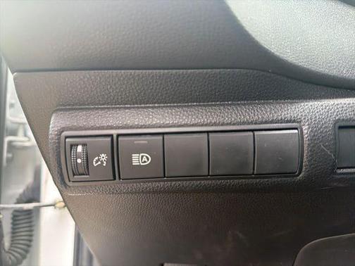 Wind Chill Pearl 2022 Toyota Corolla LE