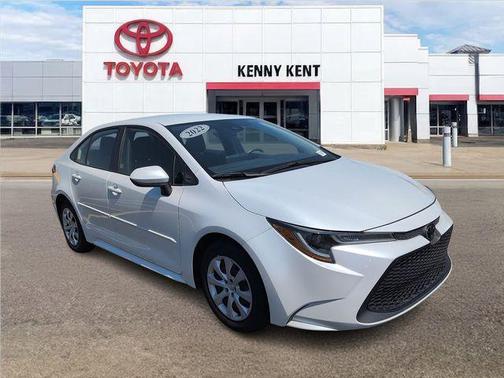 Wind Chill Pearl 2022 Toyota Corolla LE