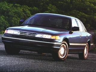 1996 Ford Crown Victoria Base