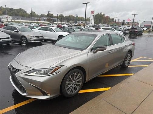 2021 Lexus ES 250 Base