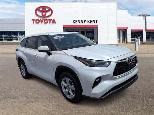 Wind Chill Pearl 2023 Toyota Highlander LE
