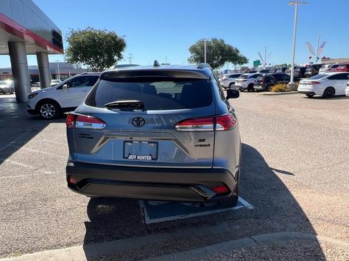 2023 Toyota Corolla Cross Hybrid SE