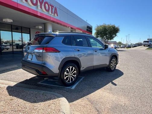 2023 Toyota Corolla Cross Hybrid SE