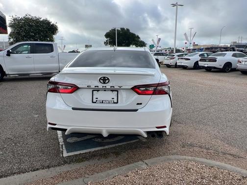 2024 Toyota Camry SE