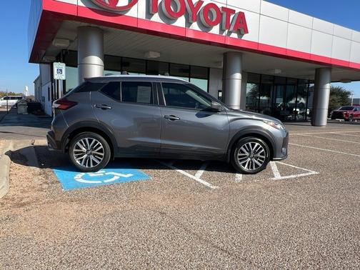 2024 Nissan Kicks SV