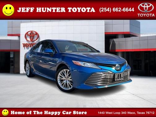 2020 Toyota Camry Hybrid XLE