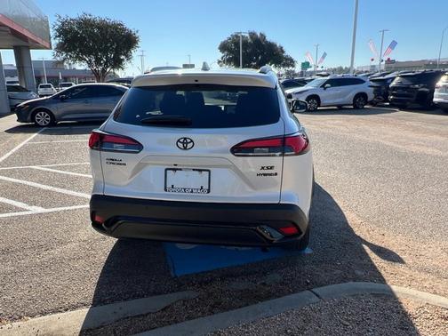 2024 Toyota Corolla Cross Hybrid XSE