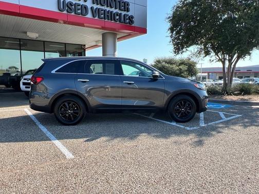 2020 Kia Sorento LX