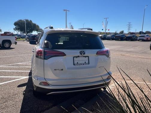 2018 Toyota RAV4 Platinum