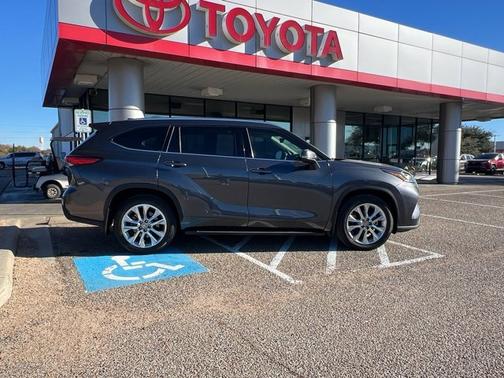 2021 Toyota Highlander Limited