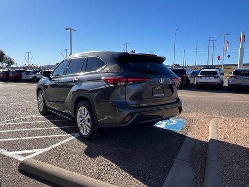 2021 Toyota Highlander Limited