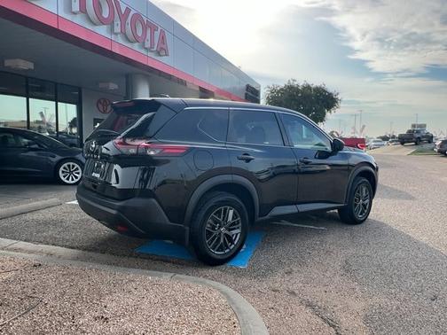 2021 Nissan Rogue S