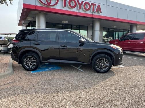 2021 Nissan Rogue S