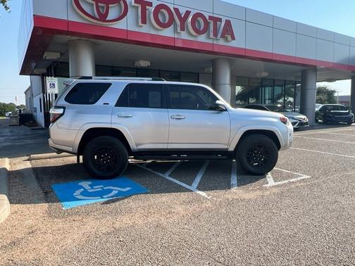 2023 Toyota 4Runner SR5