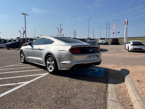 2019 Ford Mustang EcoBoost