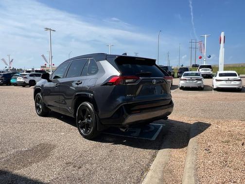 2021 Toyota RAV4 Hybrid XSE