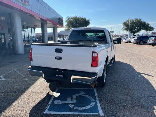 2010 Ford F-250 2WD XL Crew Cab