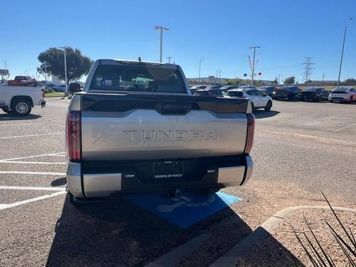 2024 Toyota Tundra Platinum