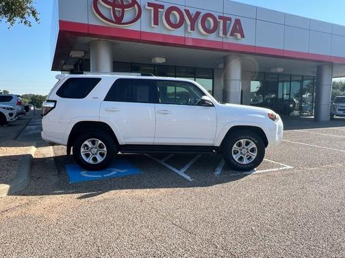 2024 Toyota 4Runner SR5