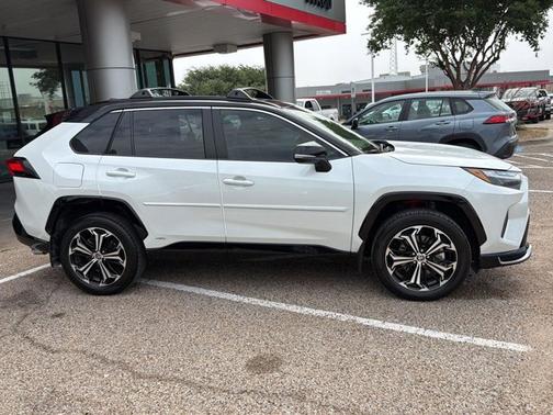 Wind Chill Pearl/Midnight Black Metallic 2025 Toyota RAV4 Plug-In Hybrid XSE