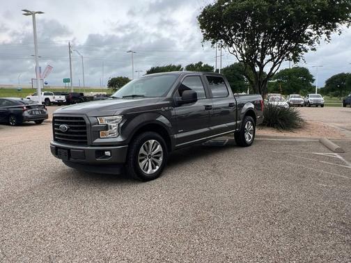 2017 Ford F-150 2WD XLT SuperCrew