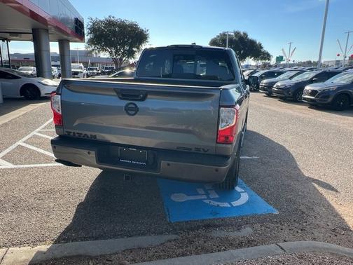 2018 Nissan Titan SV
